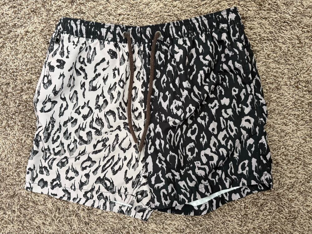 KSUBI Board Shorts Men Size Small Hybrid Swim Active Animal Print Pockets